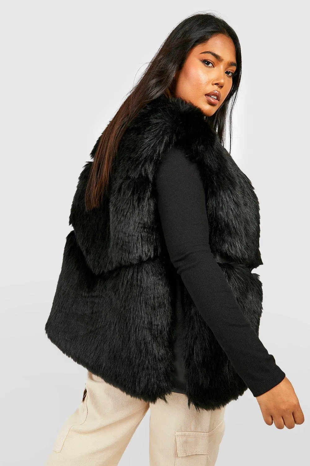 Boohoo plus faux fur vest, black