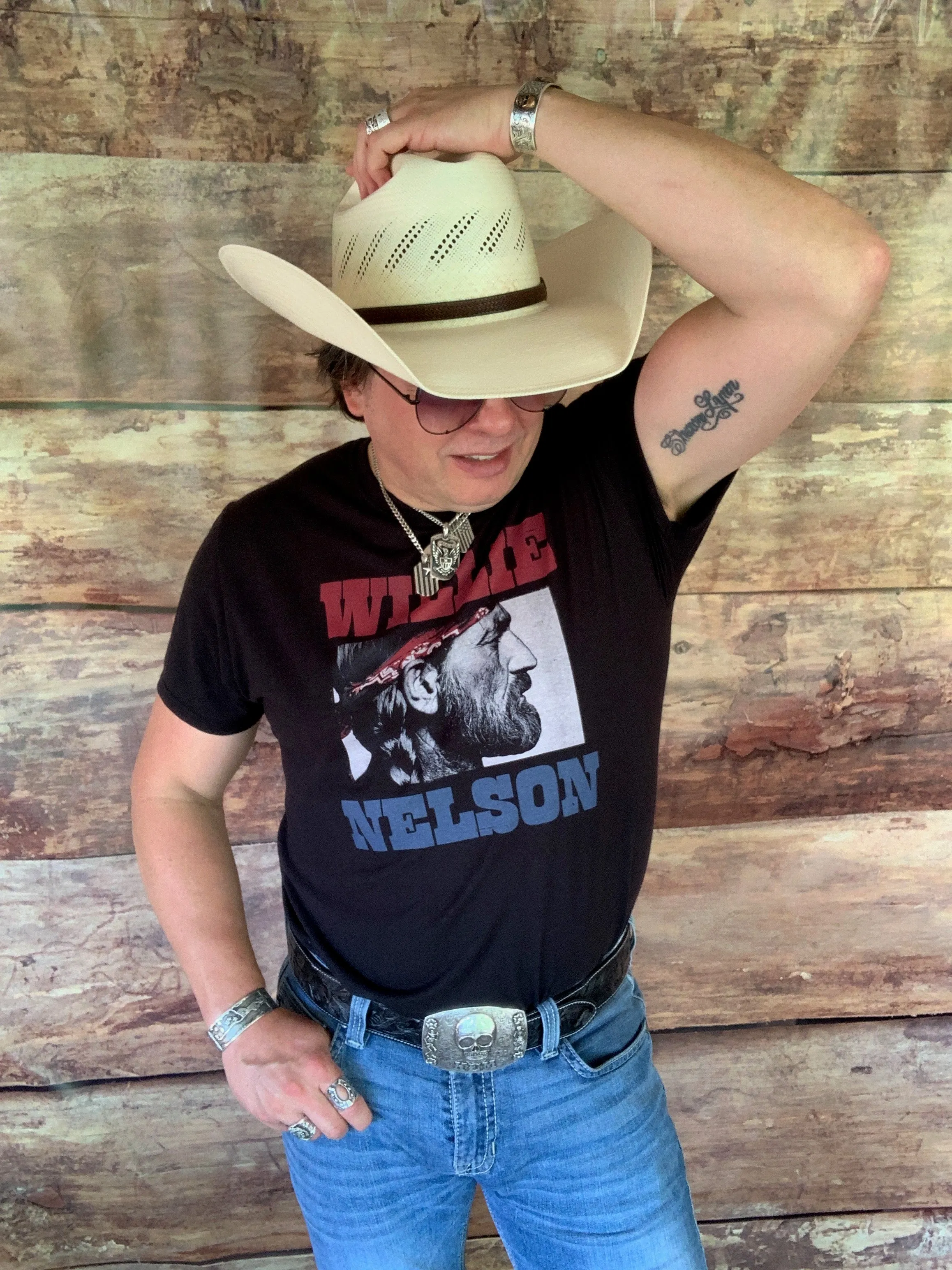 T-Shirt, Willie Nelson Red Bandana Unisex Tee - SALE!